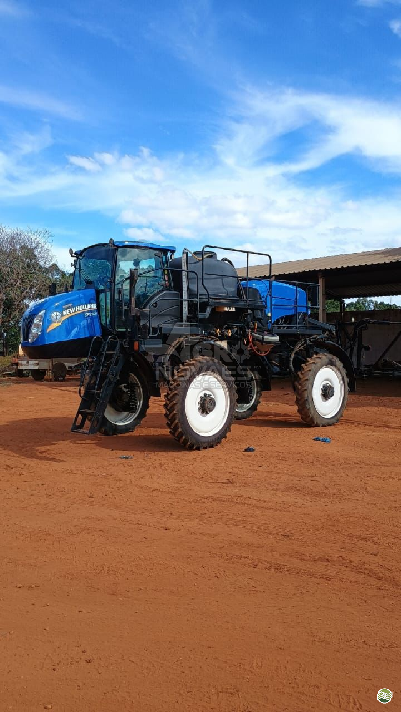 PULVERIZADOR NEW HOLLAND SP2500 Tração 4x4 Agro Novaes Máquinas Agrícolas FERNANDOPOLIS SÃO PAULO SP